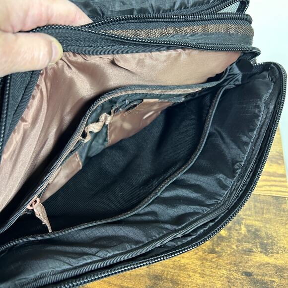 Targus 14" Laptop Messenger Bag Shoulder Strap Padded Brown Nylon 14x10x3 - Picture 9 of 12